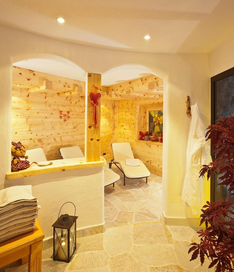 Residence Ciastel Ortisei Luaran gambar