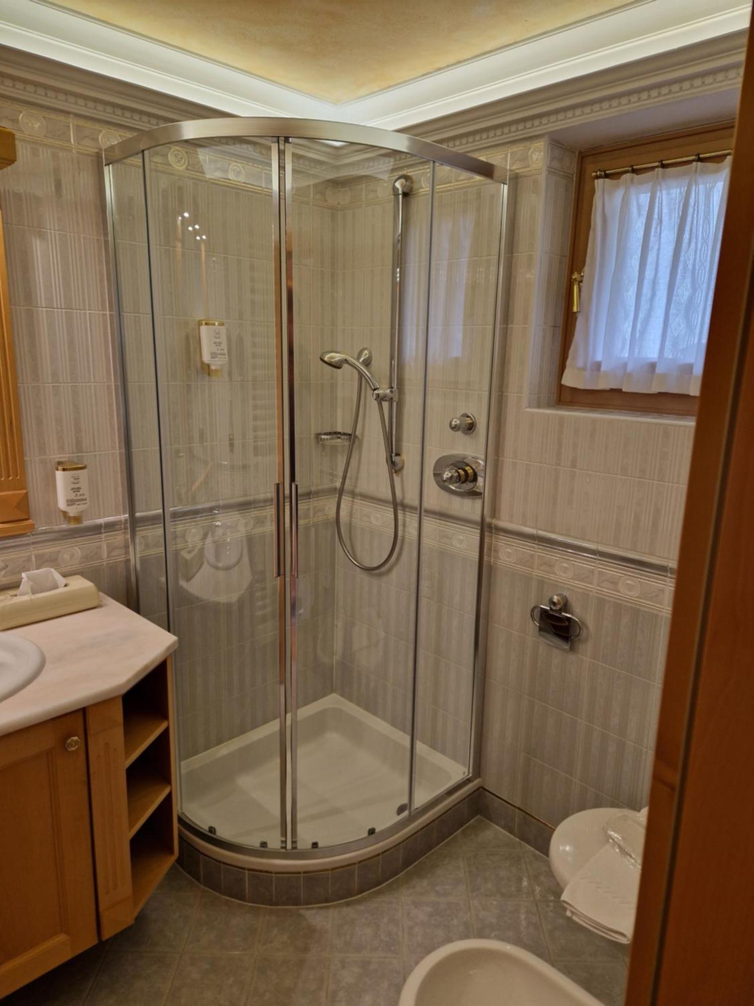 Residence Ciastel Ortisei Luaran gambar