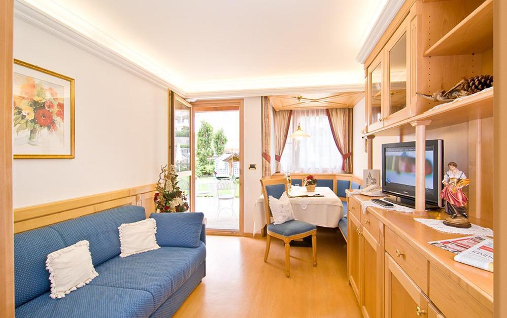Residence Ciastel Ortisei Luaran gambar