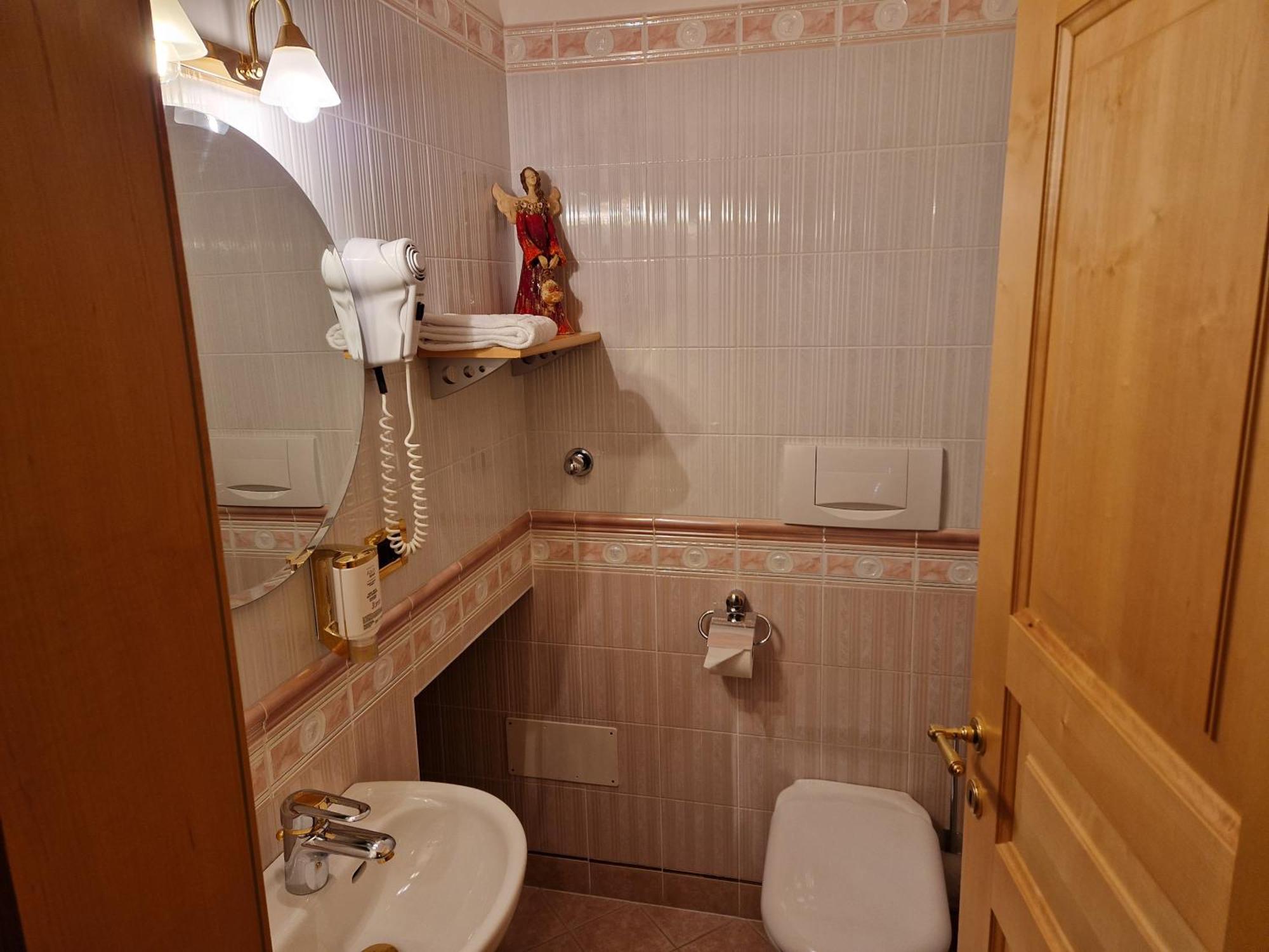 Residence Ciastel Ortisei Luaran gambar
