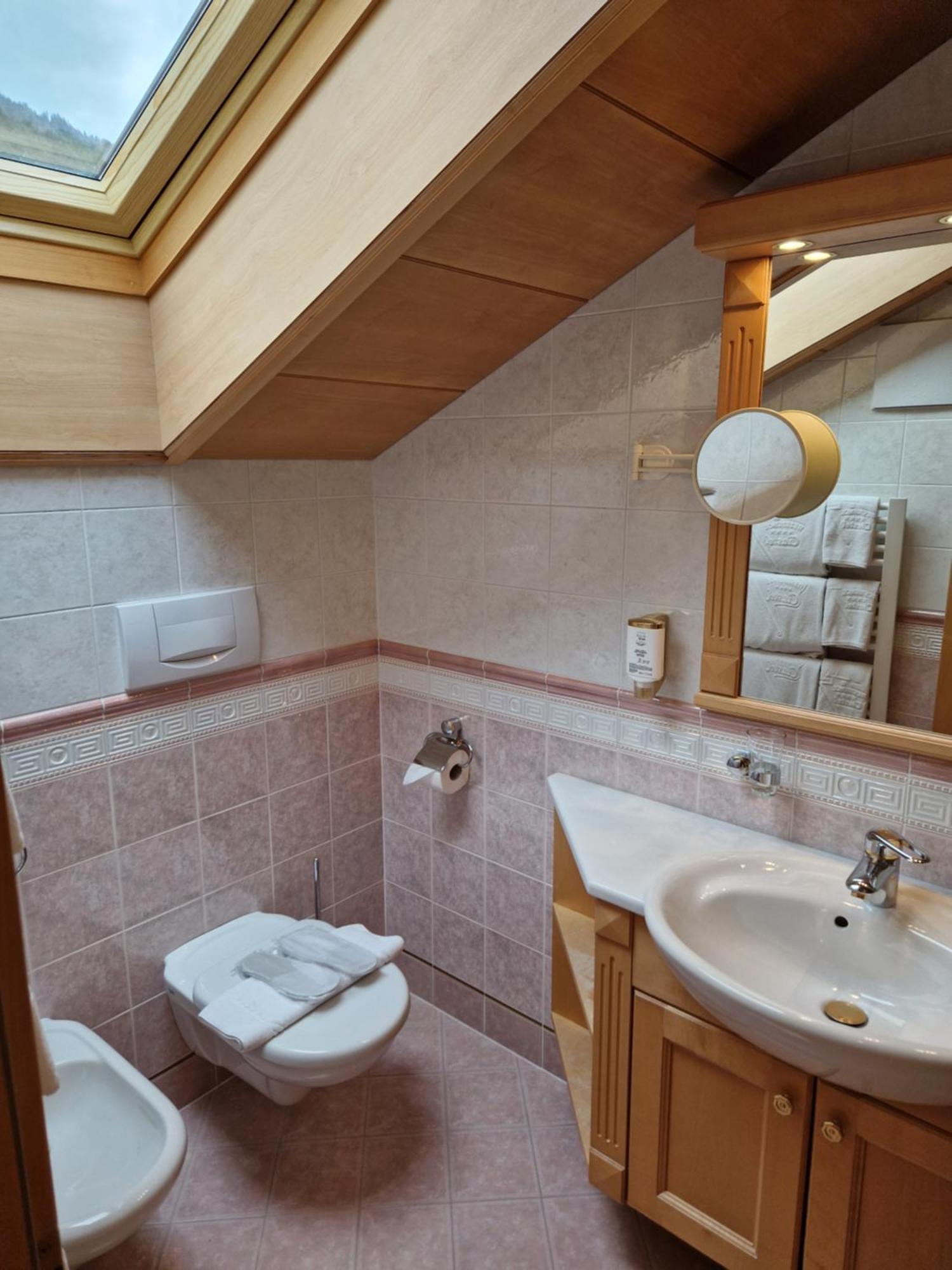 Residence Ciastel Ortisei Luaran gambar