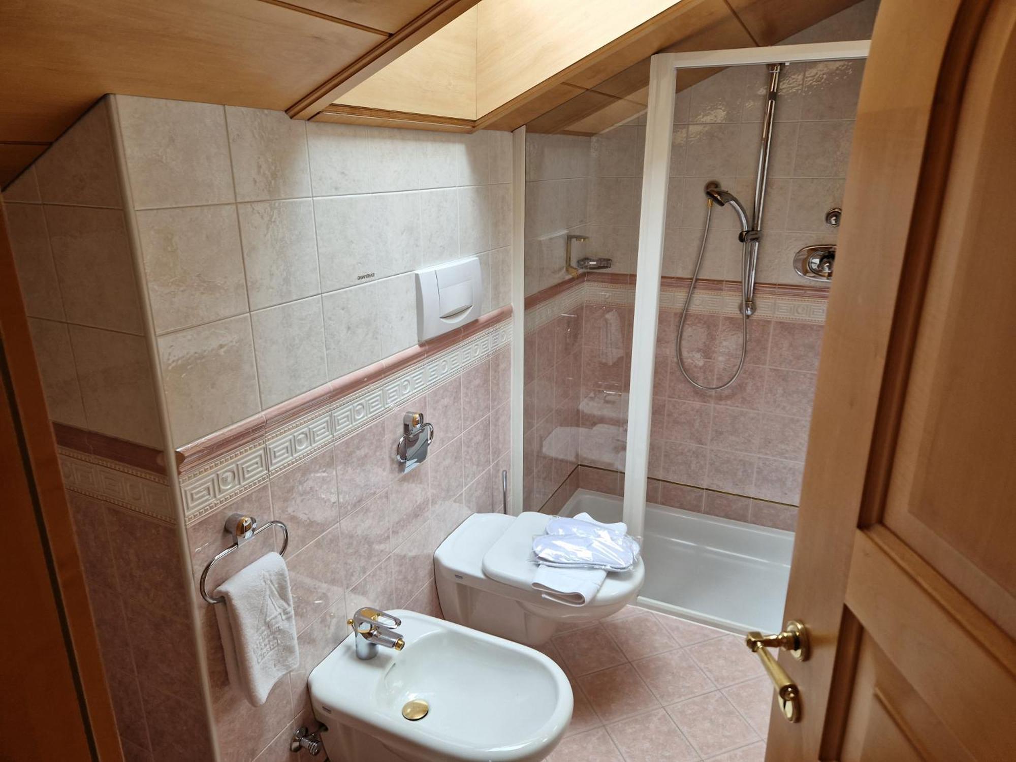 Residence Ciastel Ortisei Luaran gambar