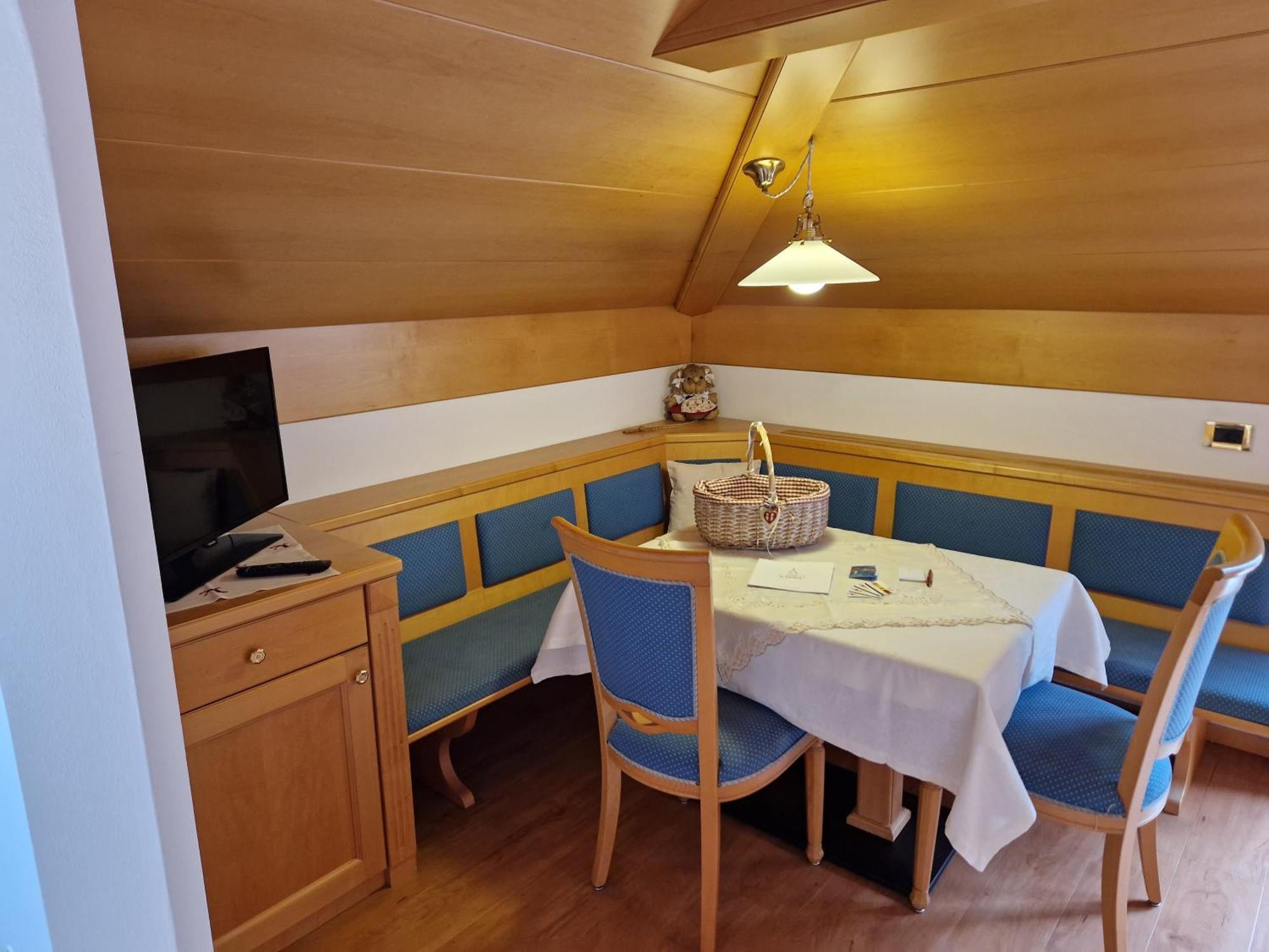 Residence Ciastel Ortisei Luaran gambar